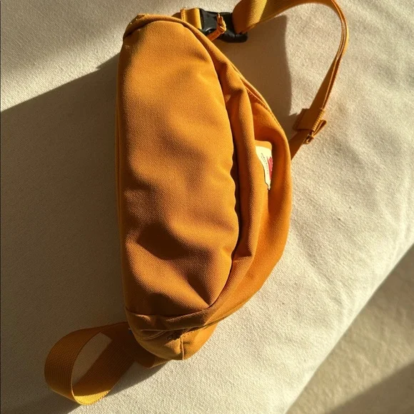 Fjallraven Ulvo Hip Pack Medium Red Gold - Picture 4 of 4